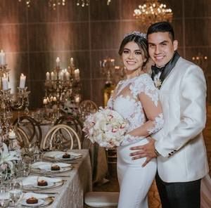 Meet your Posher, Adriana lorena